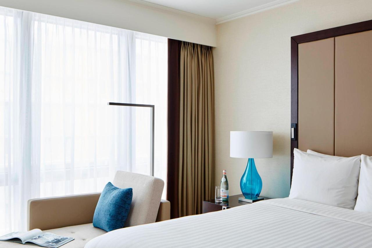 Superior King Room Quayside