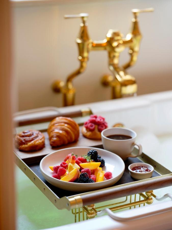 Royal Opera Suite