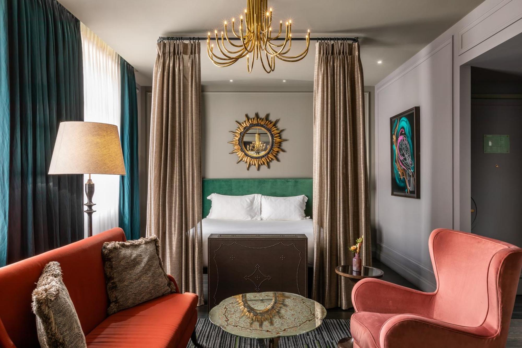 Newman Suite