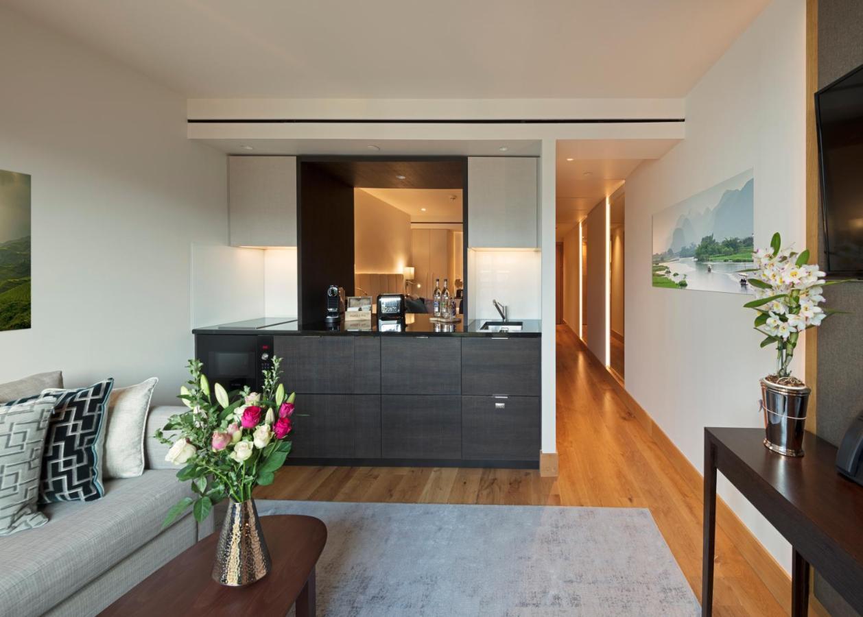 Executive Suite Kitchen