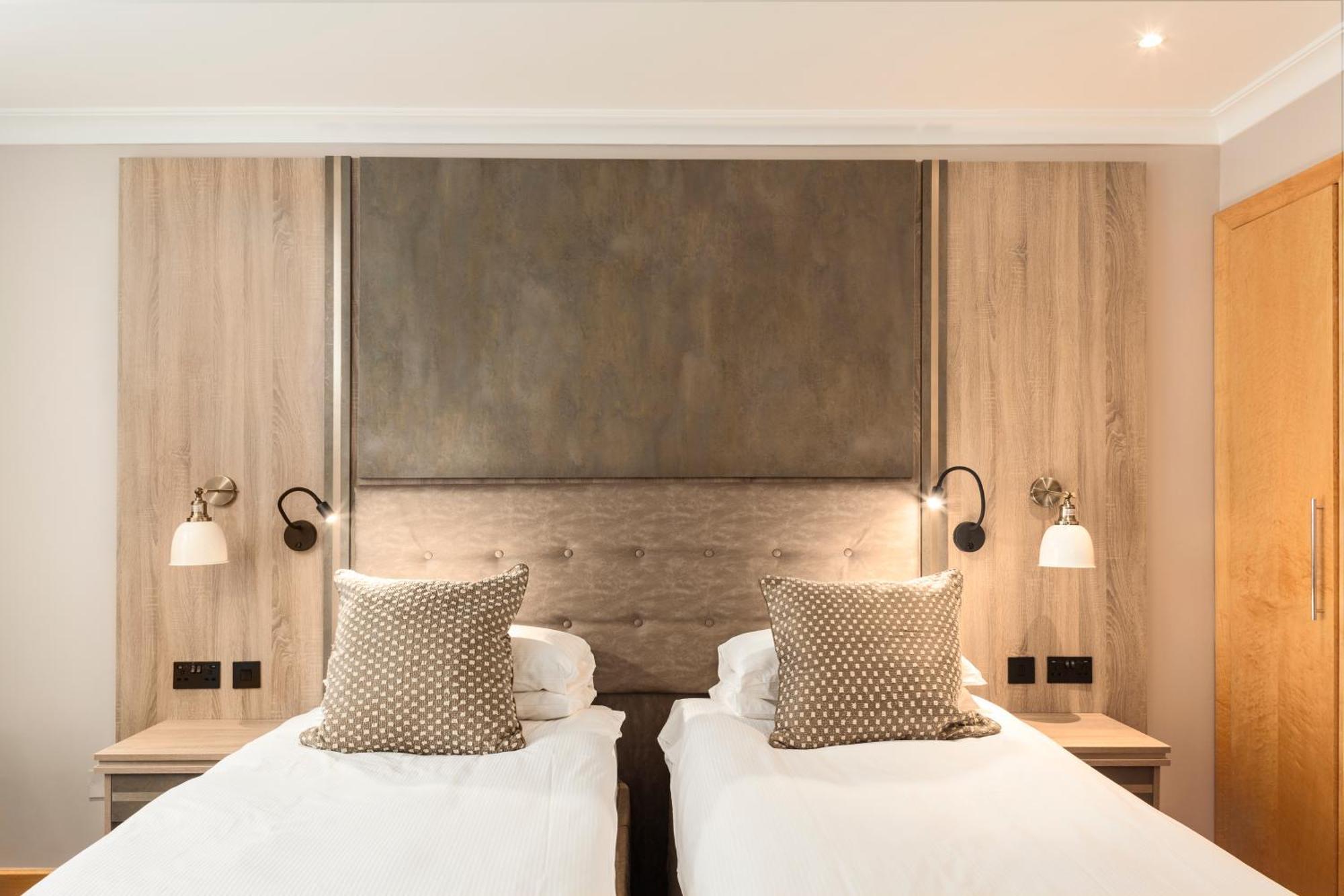 Classic Twin Room