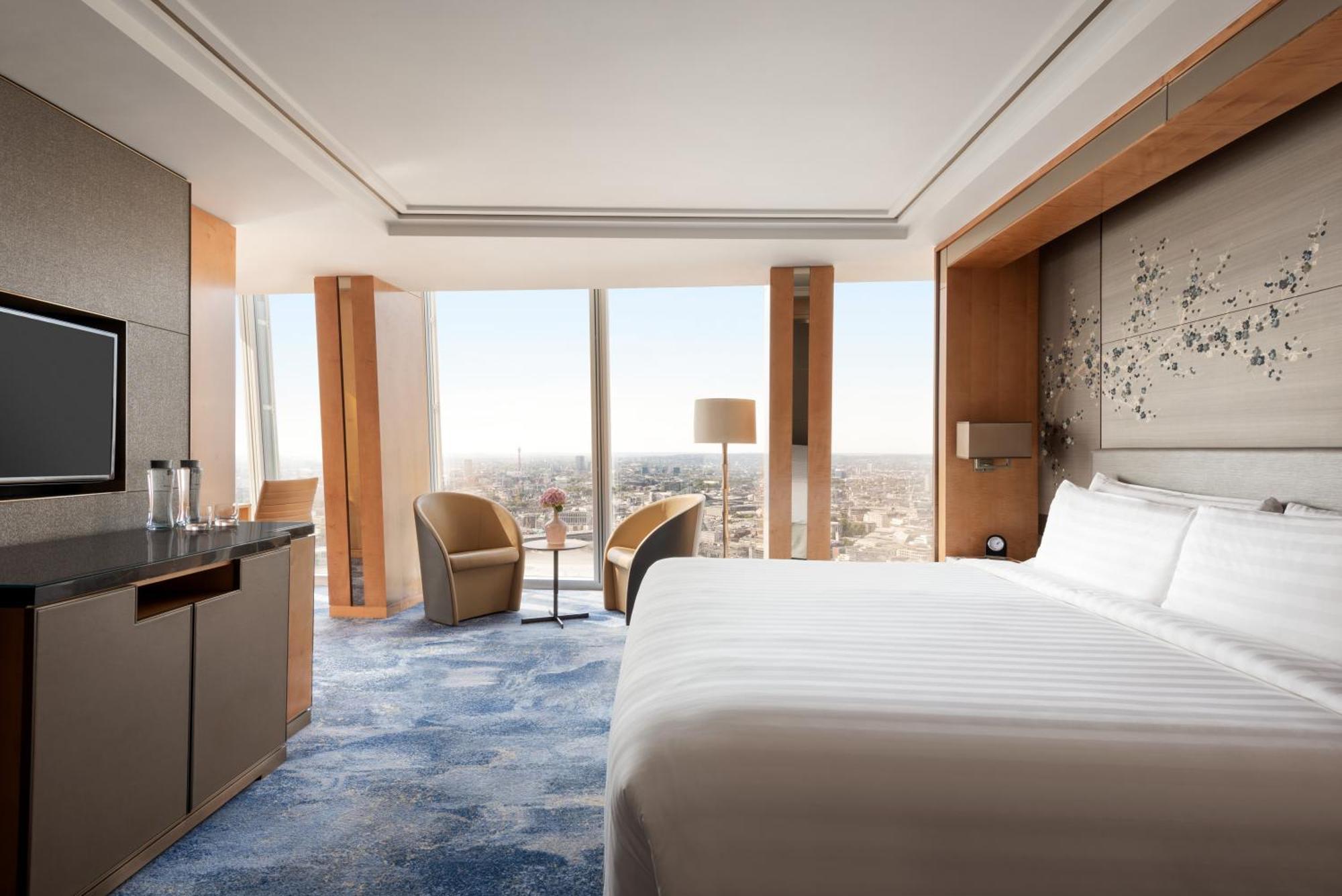 Premier Twin Room City View