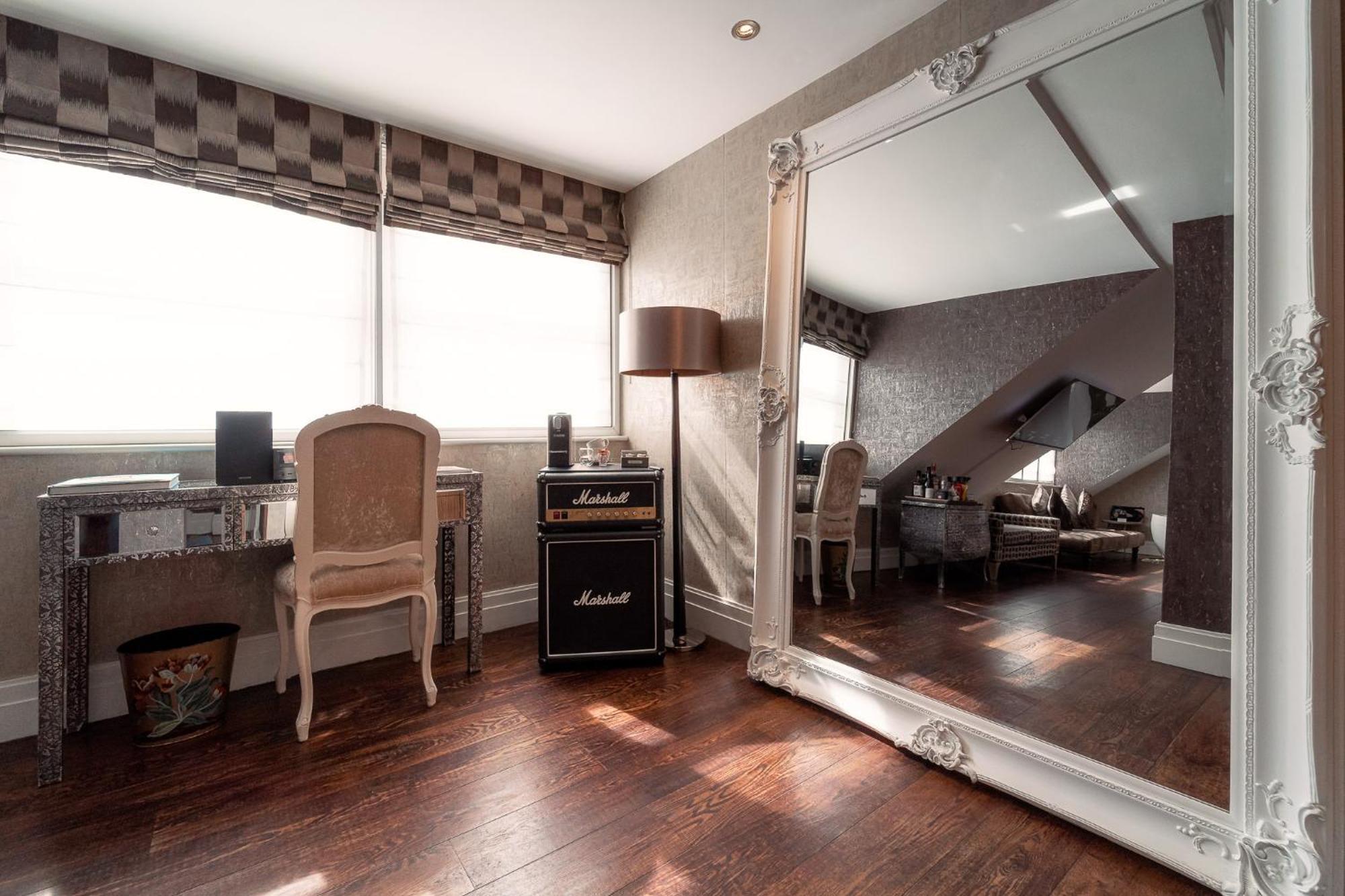 King Suite