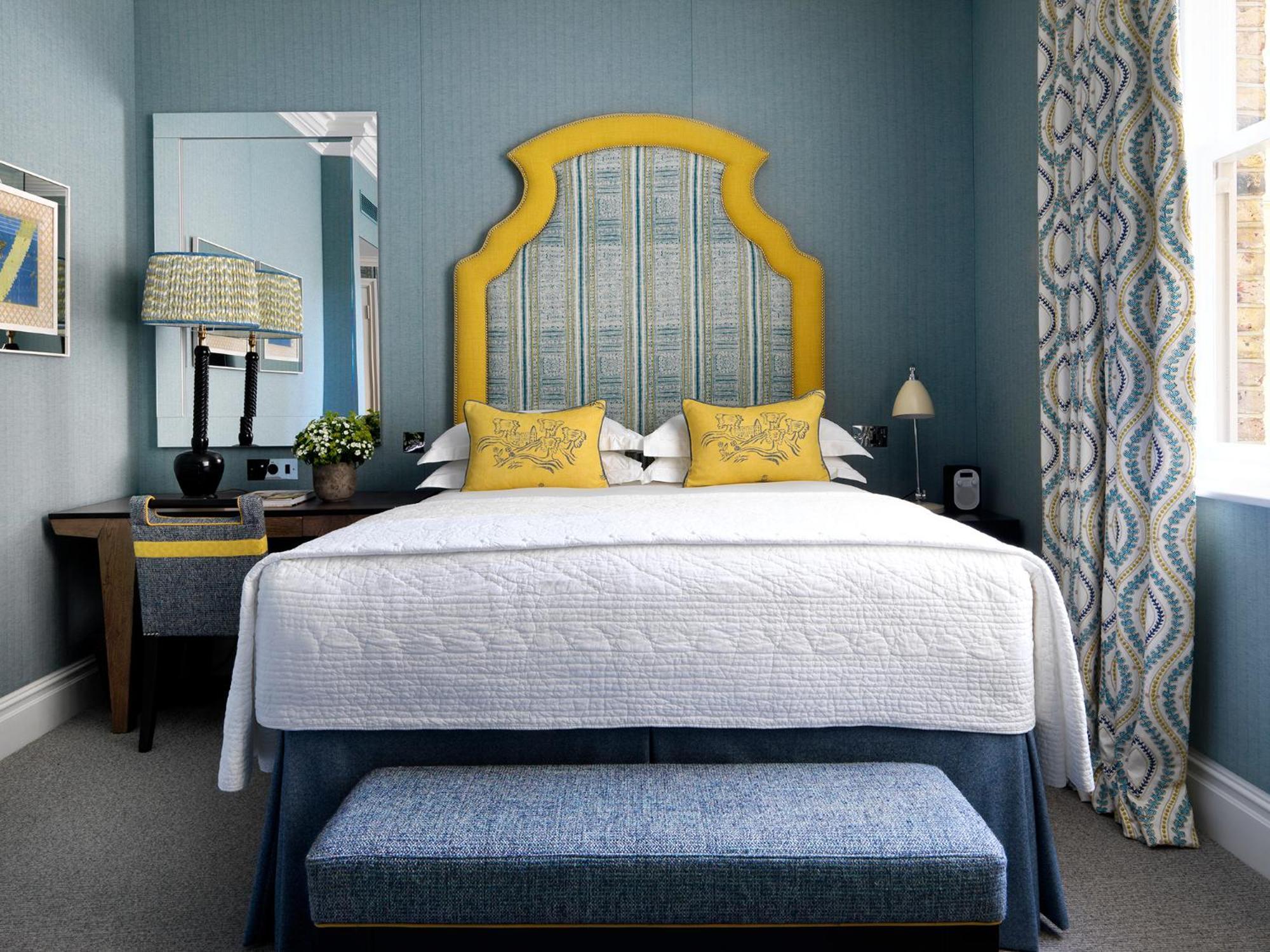 Superior Room,1772931517:JPEG