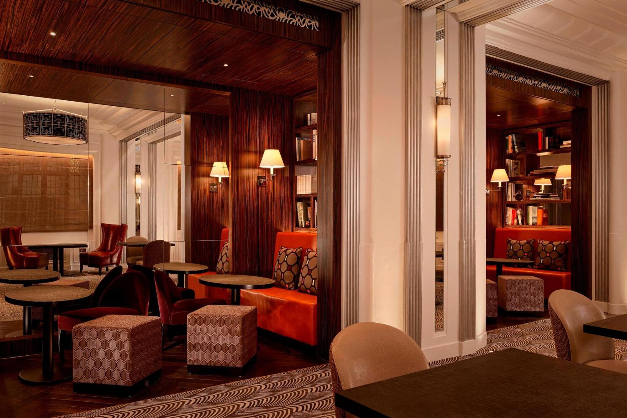 One-Bedroom Grand King Suite Club Lounge Access