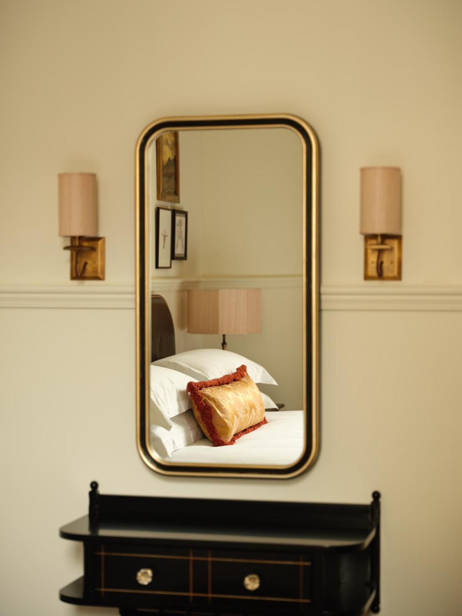 Superieur King Room