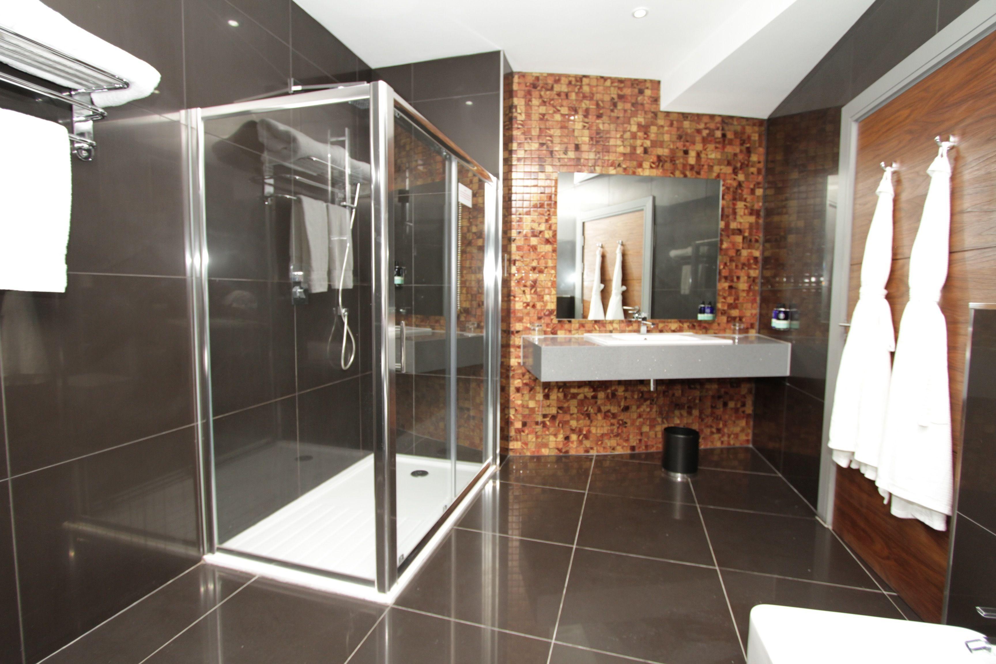 Emperor Suite