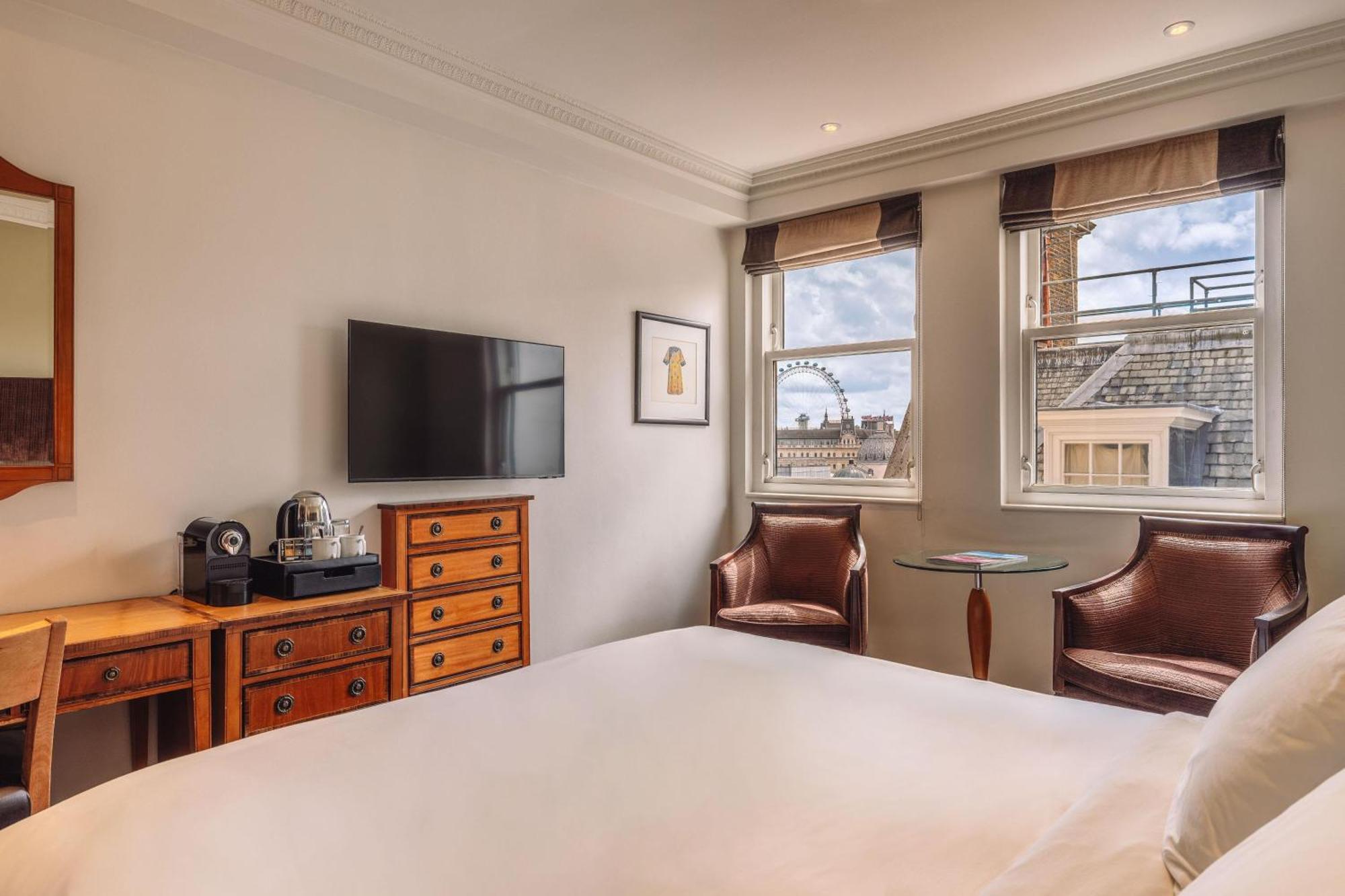 Premium Room London Eye View