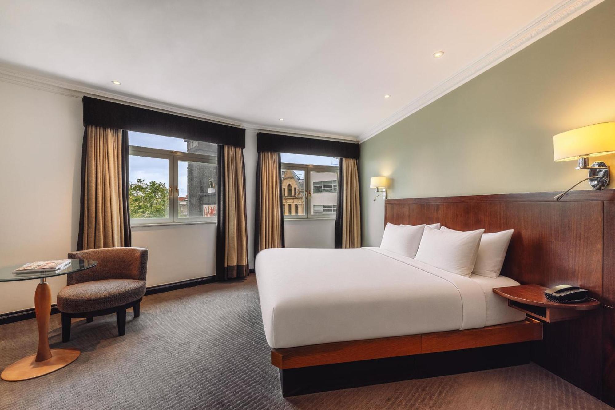 Premium Room Square View