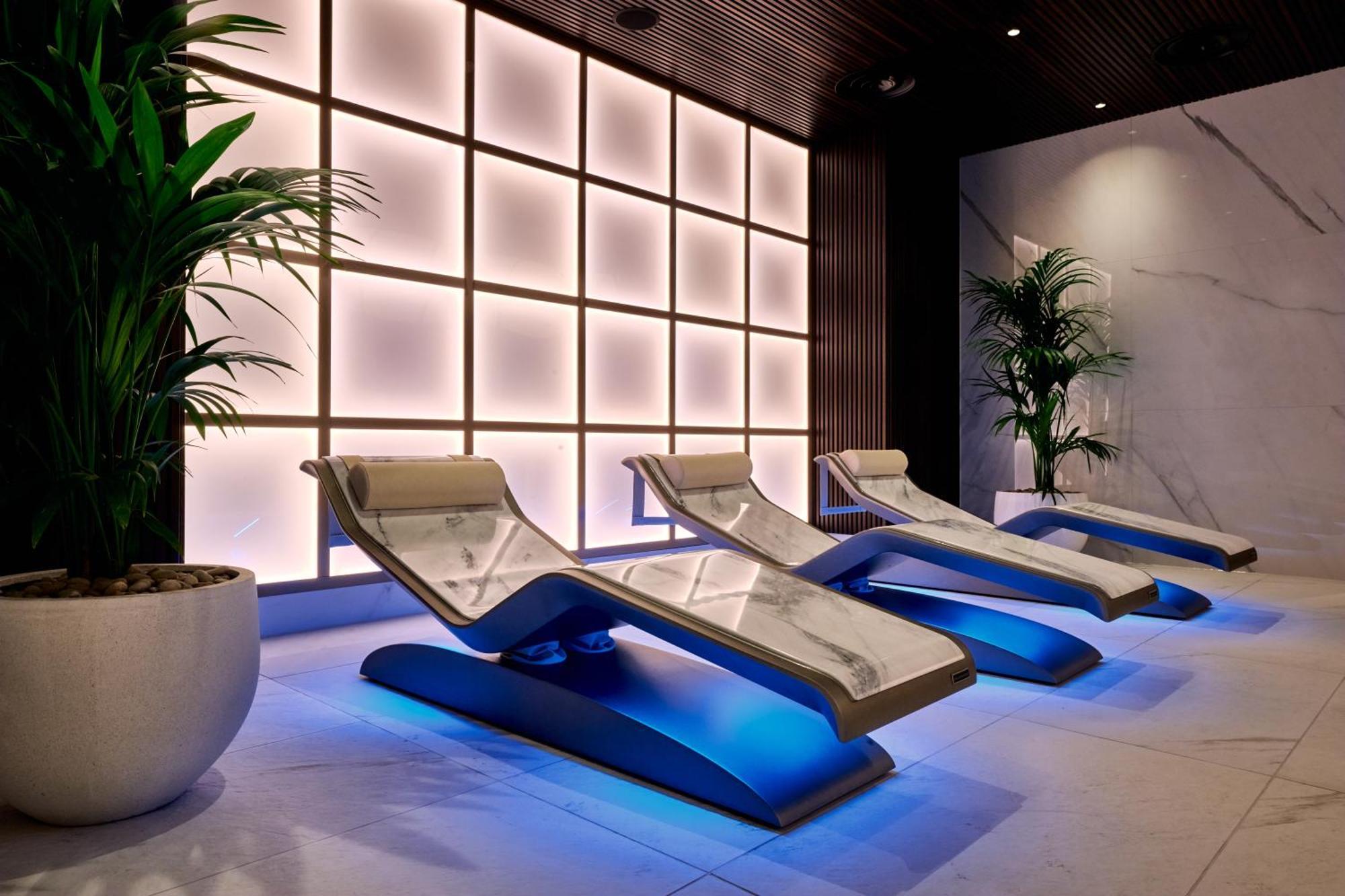 Executive Family Room