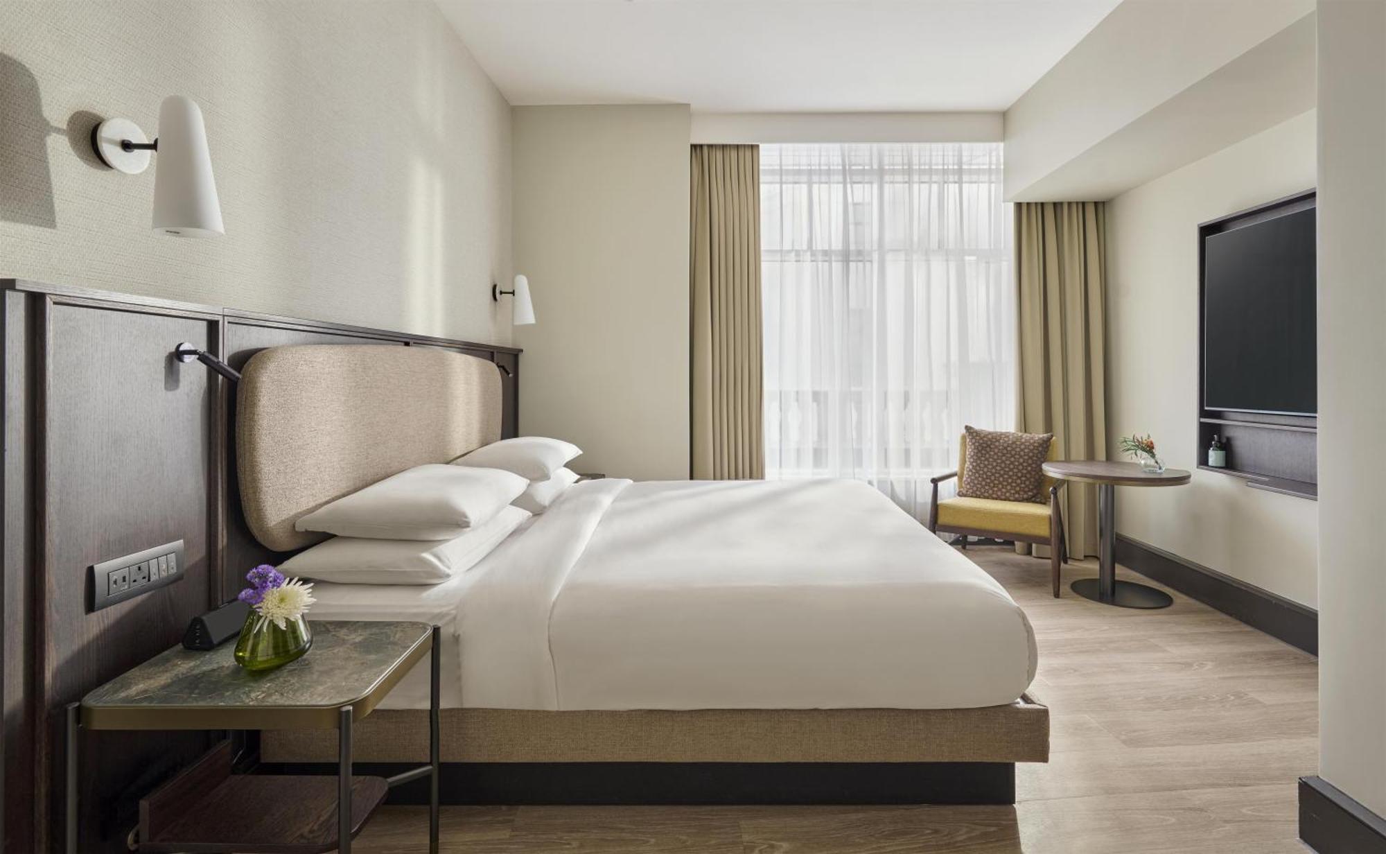 Executive Suite City View
