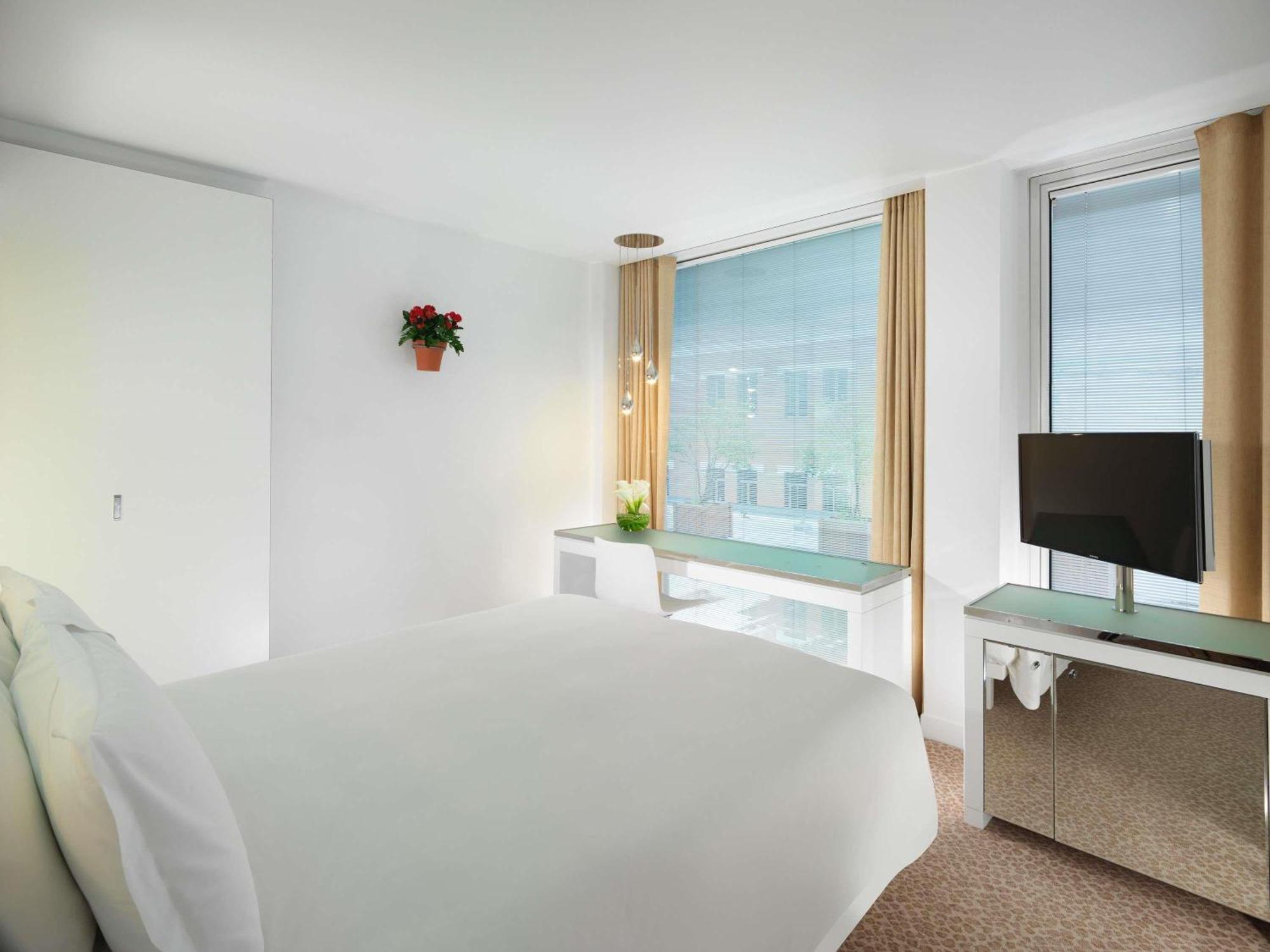Standard Room Mobility Accessible