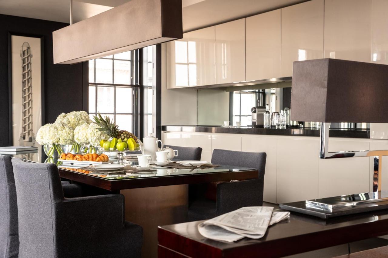 Westminster Suite
