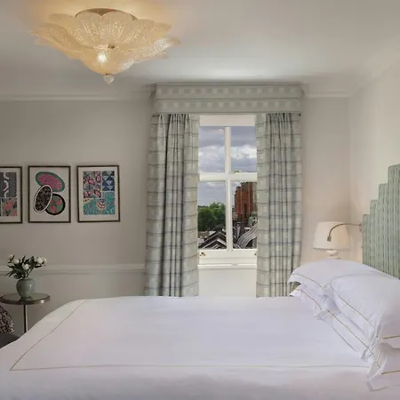 Milestone Hotel Kensington-3