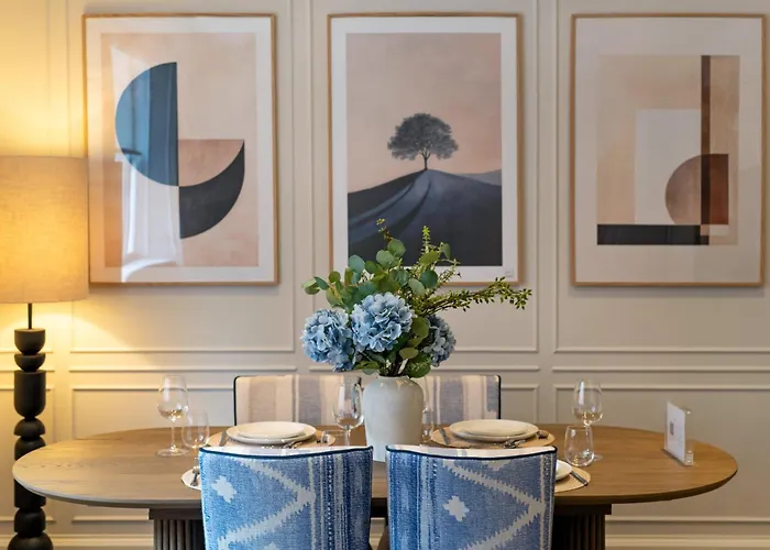 Buckingham & Lloyds Knightsbridge Aparthotel London