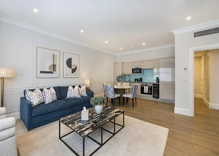 Buckingham & Lloyds Knightsbridge Aparthotel London