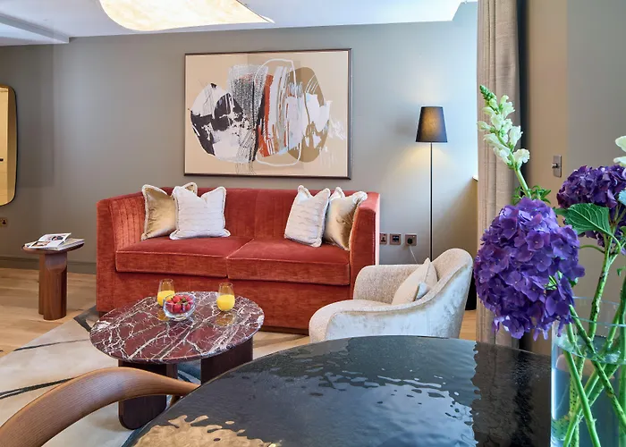 Cheval Phoenix House At Sloane Square London